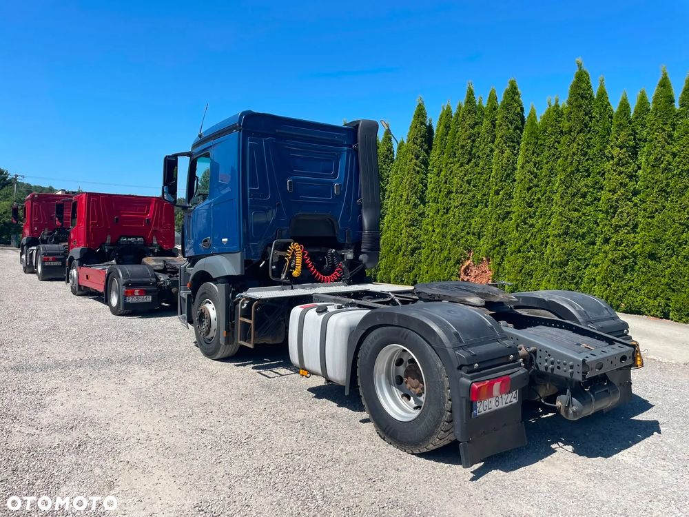 Mercedes-Benz 18.43,18.40 - 28