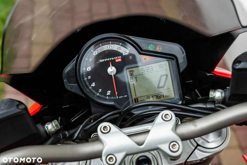 Aprilia Shiver - 8