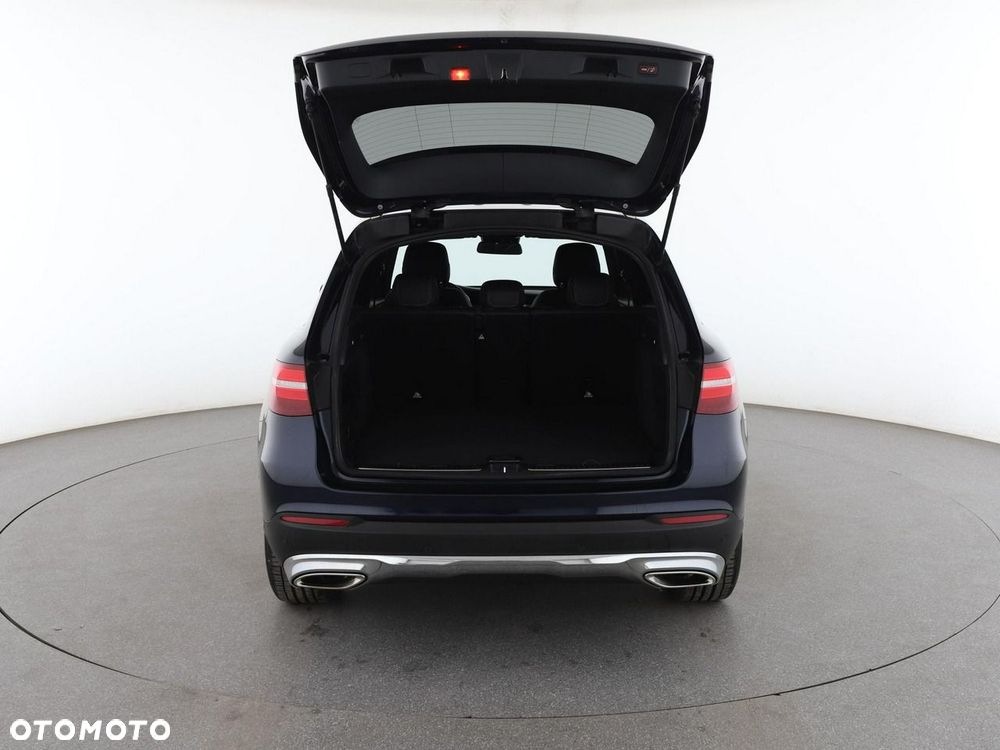 Mercedes-Benz GLC - 20
