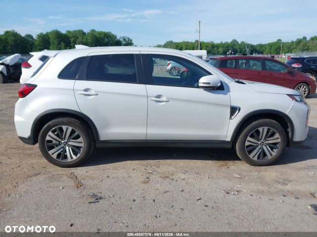 Mitsubishi Outlander - 11