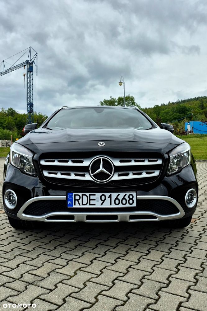 Mercedes-Benz GLA 250 4-Matic - 2