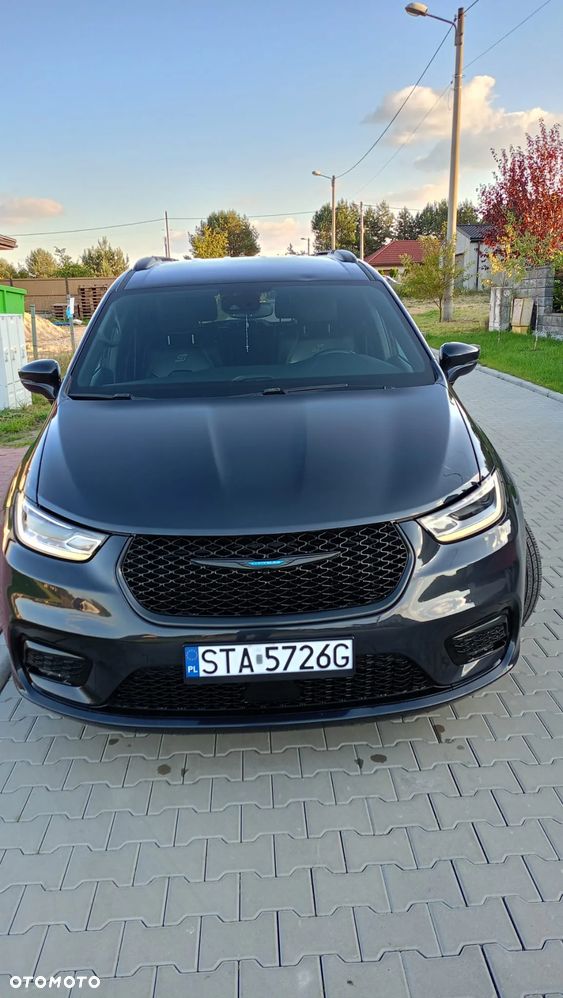 Chrysler Pacifica - 14