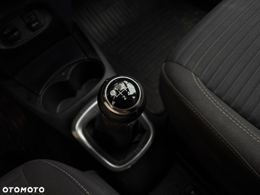 Toyota Yaris - 21