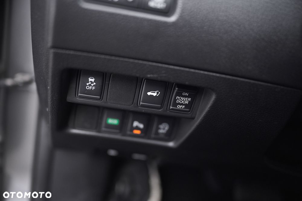 Nissan X-Trail 1.6 DCi Tekna 2WD Xtronic 7os - 38