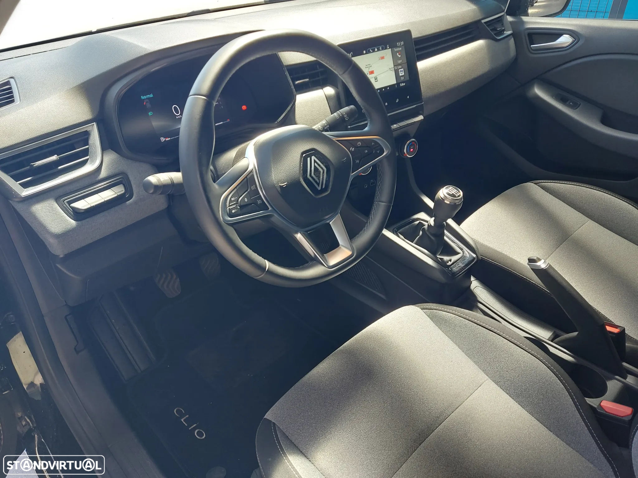 Renault Clio 1.0 TCe Evolution - 9