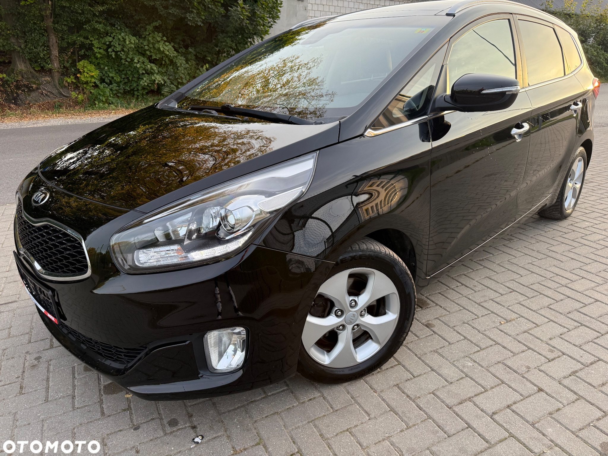 Kia Carens 1.7 CRDi XL 7os - 3