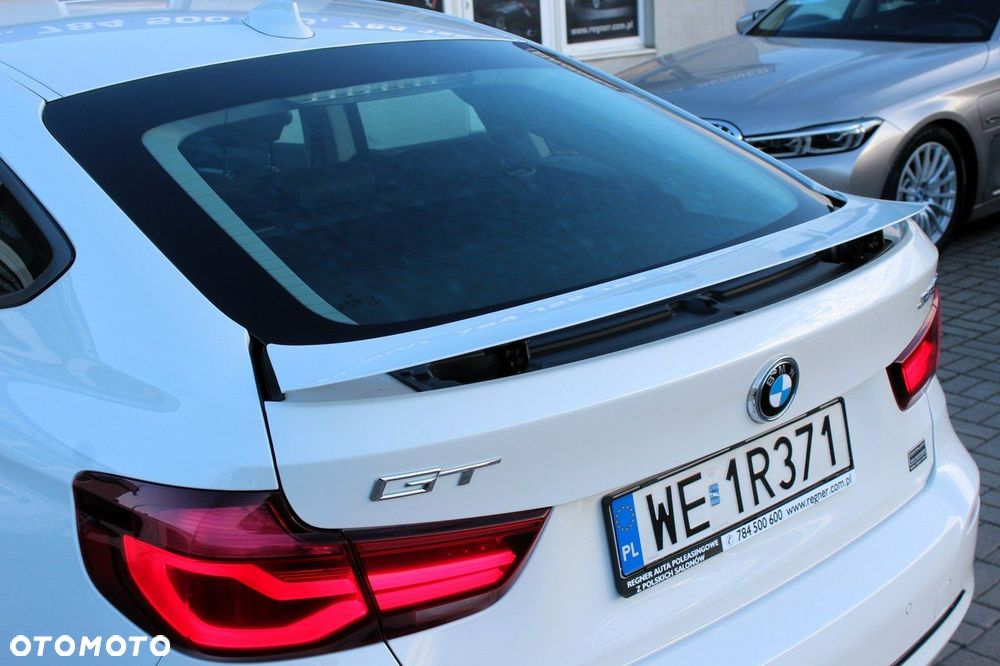 BMW 3GT 320i Sport Line - 34