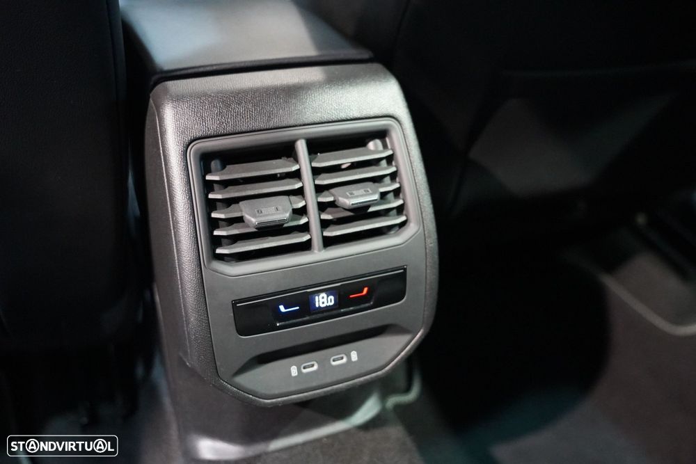 SEAT Leon ST 2.0 TDI FR - 46