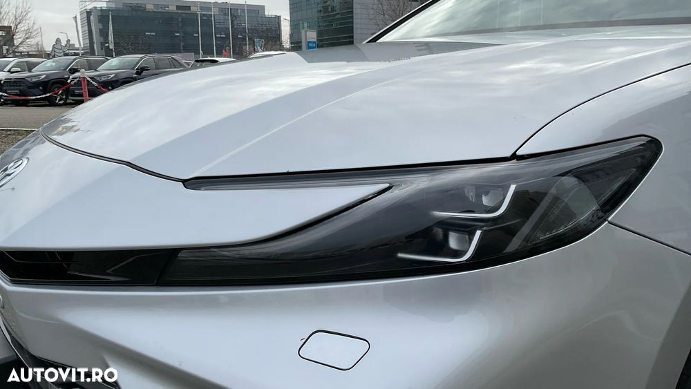 Toyota Camry ver-2-5-hybrid-exclusive - 22