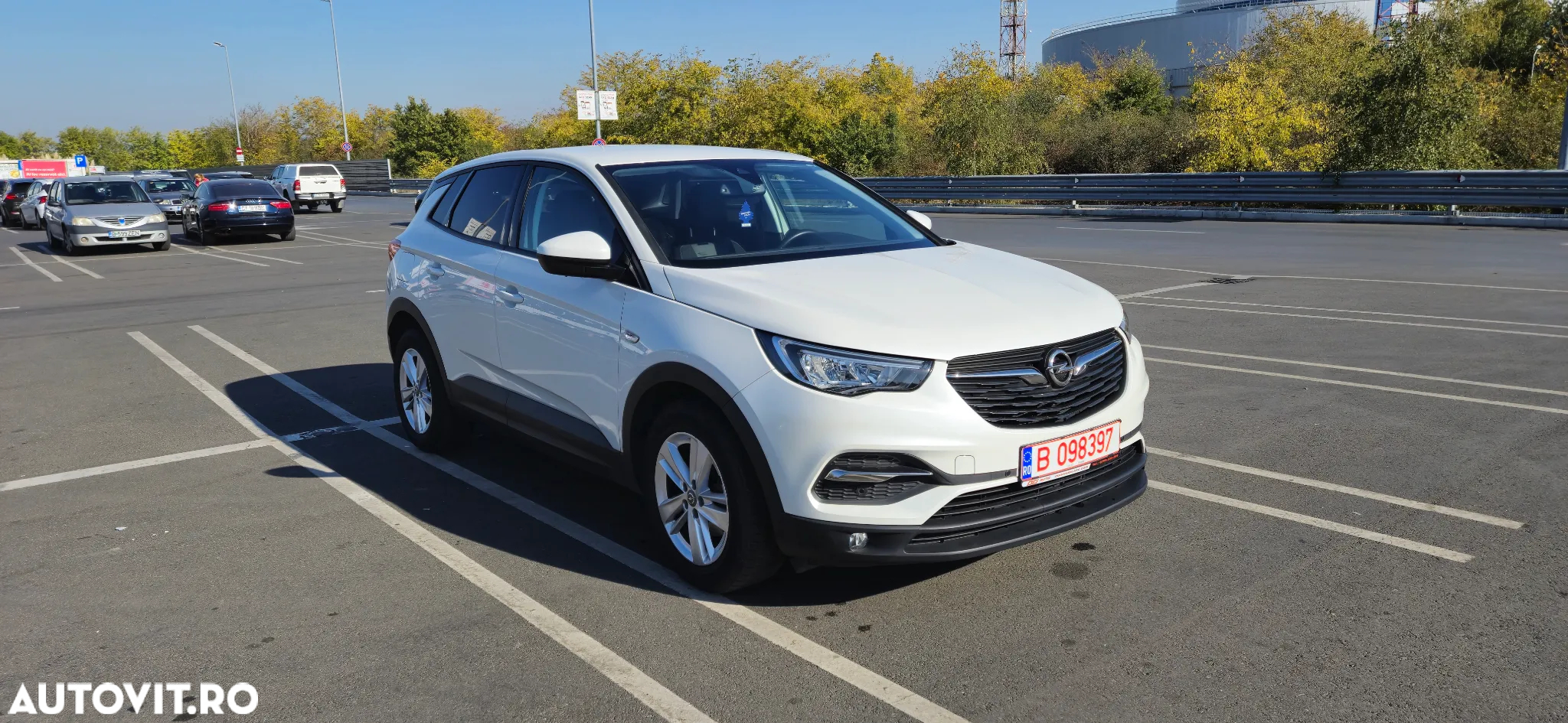 Opel Grandland X 1.2 Start/Stop Automatik Business Edition - 35
