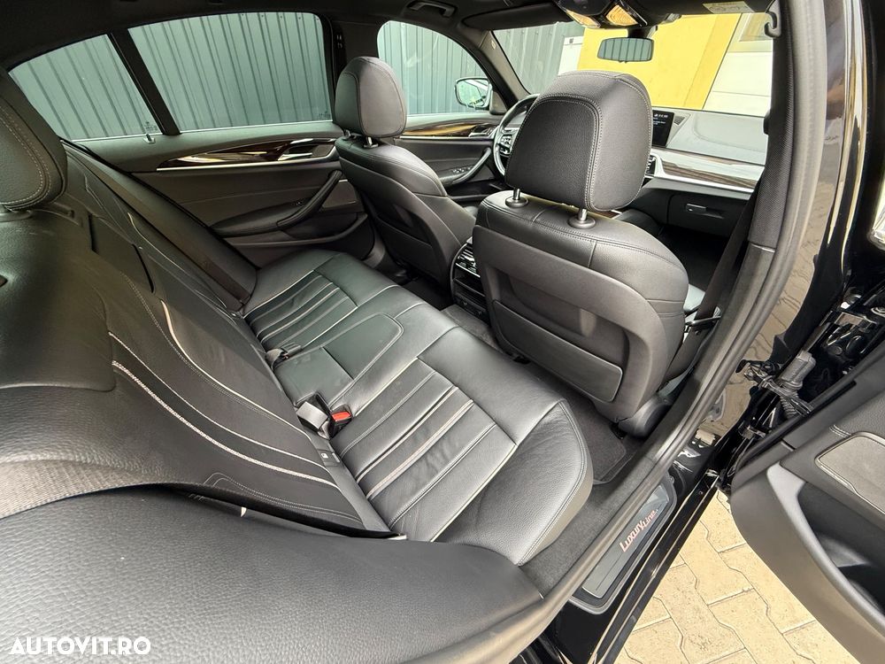 BMW Seria 5 520d xDrive Aut. Luxury Line - 9