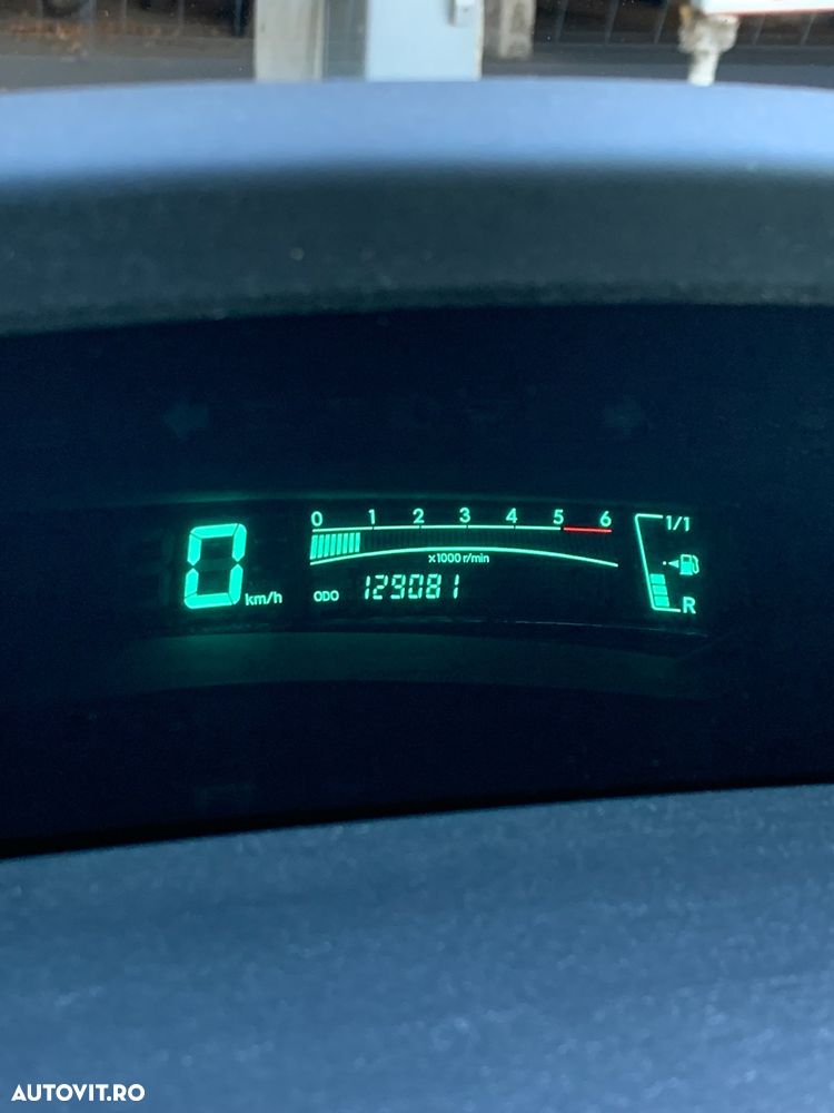 Toyota Yaris - 14