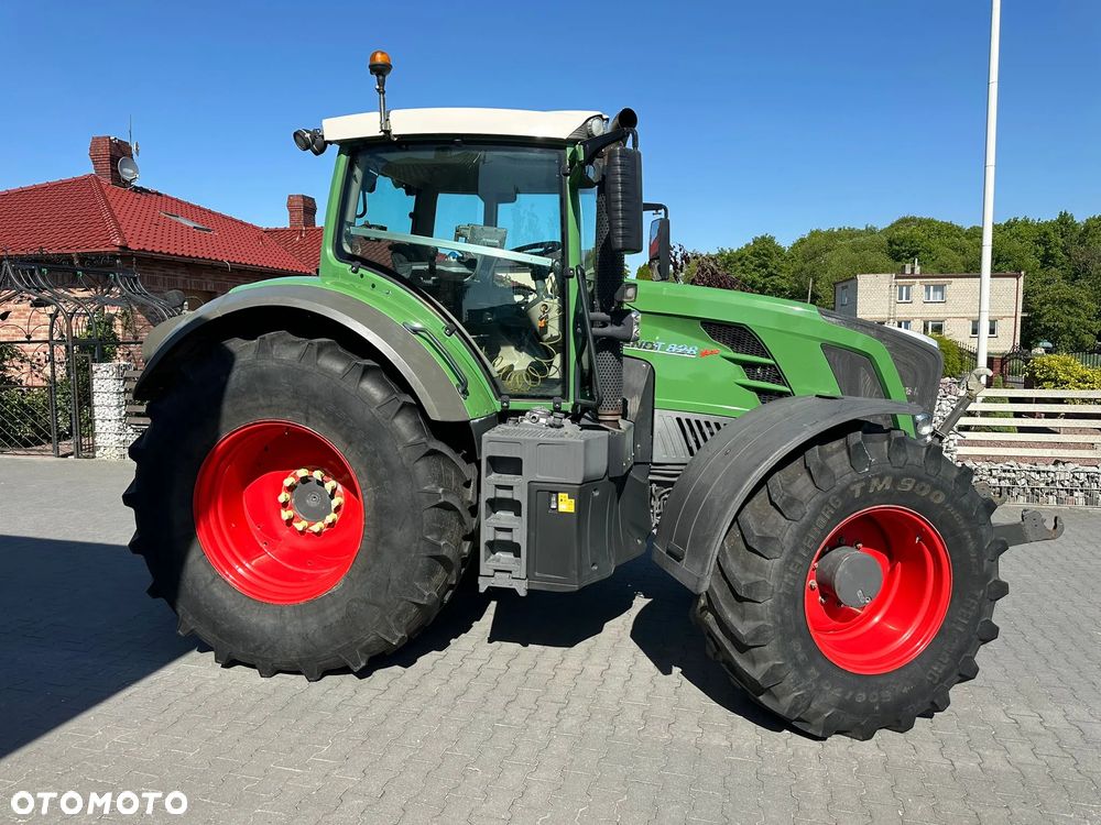 Fendt 828 vario PROFI PLUS  826 724 - 4