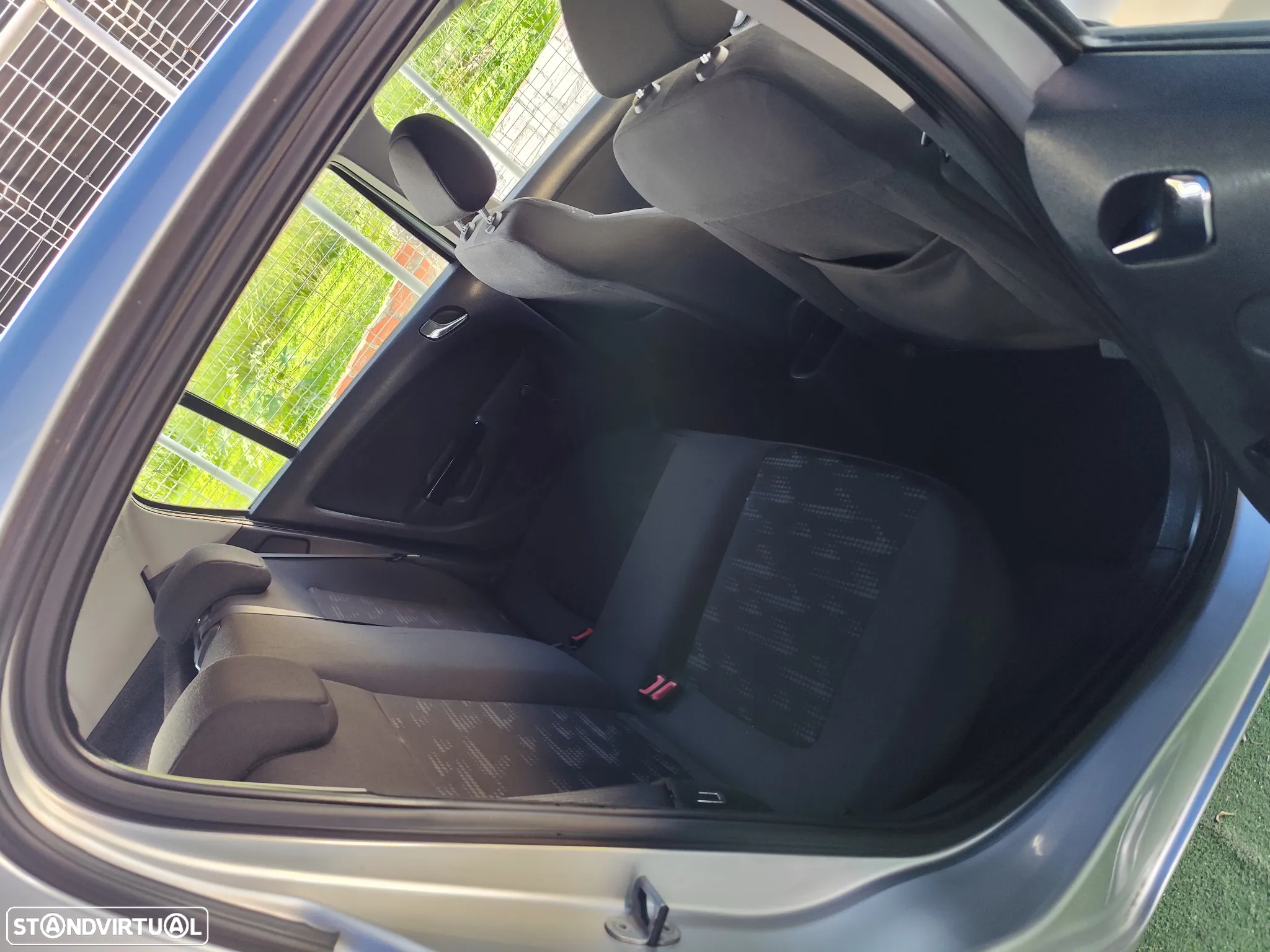 Opel Corsa 1.2 Enjoy - 28