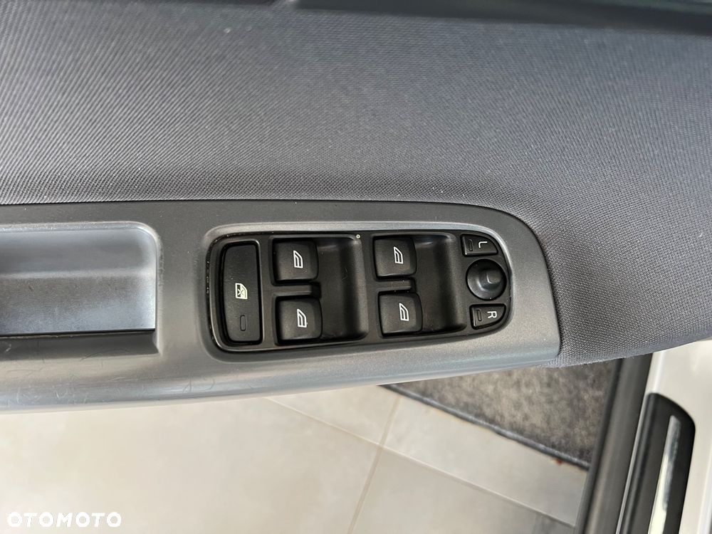 Volvo V50 1.6D DRIVe Kinetic Start-Stop - 18