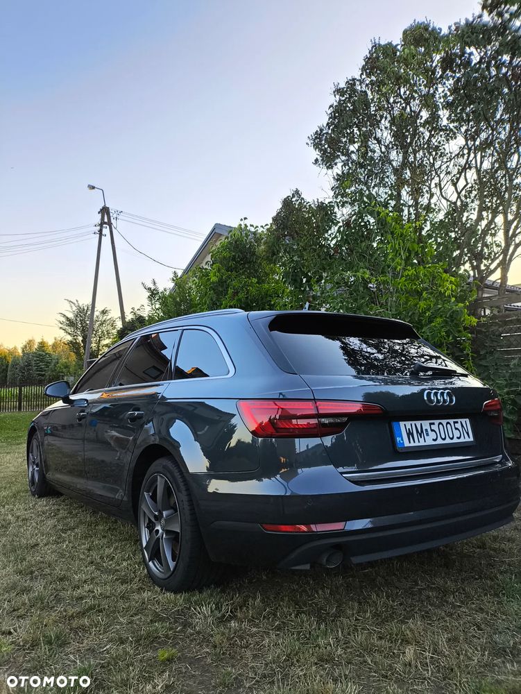 Audi A4 Avant 2.0 TDI S tronic - 11