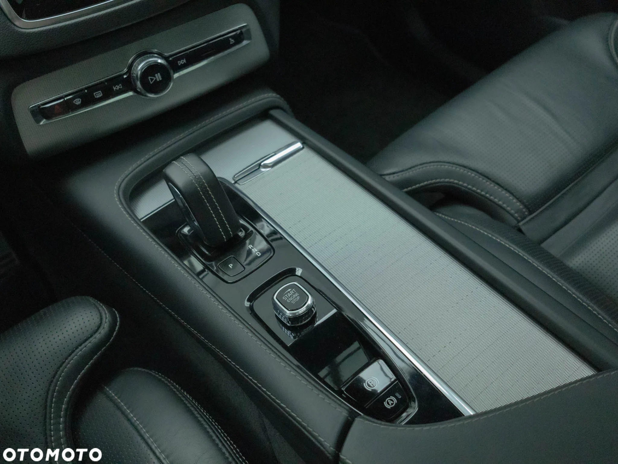 Volvo XC 90 - 21