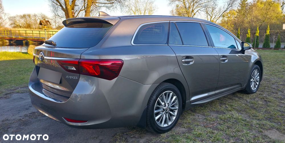 Toyota Avensis Touring Sports 1.8 Multidrive S Business Edition - 3