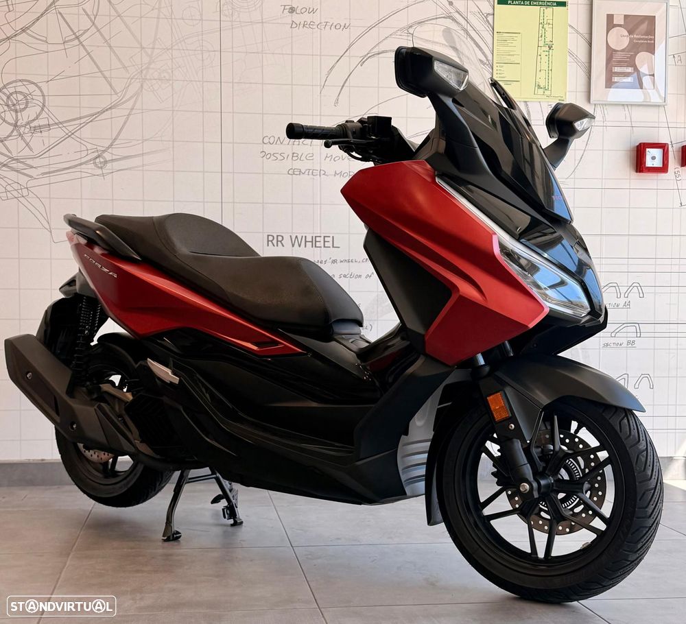 Honda Forza 125 - 1