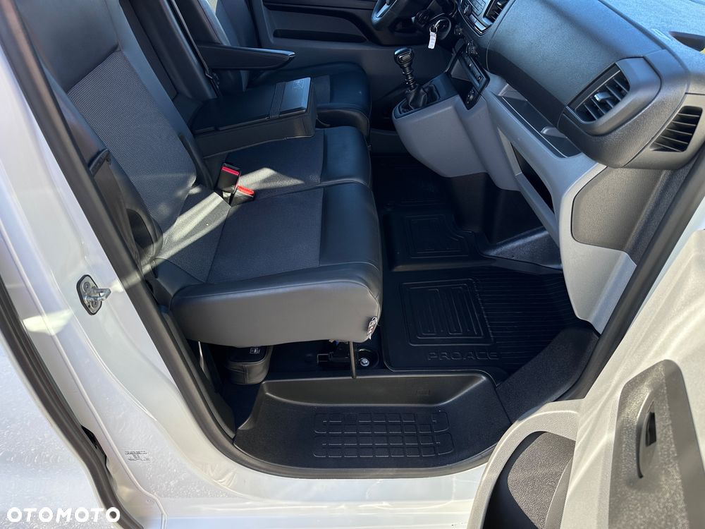 Toyota Proace - 23
