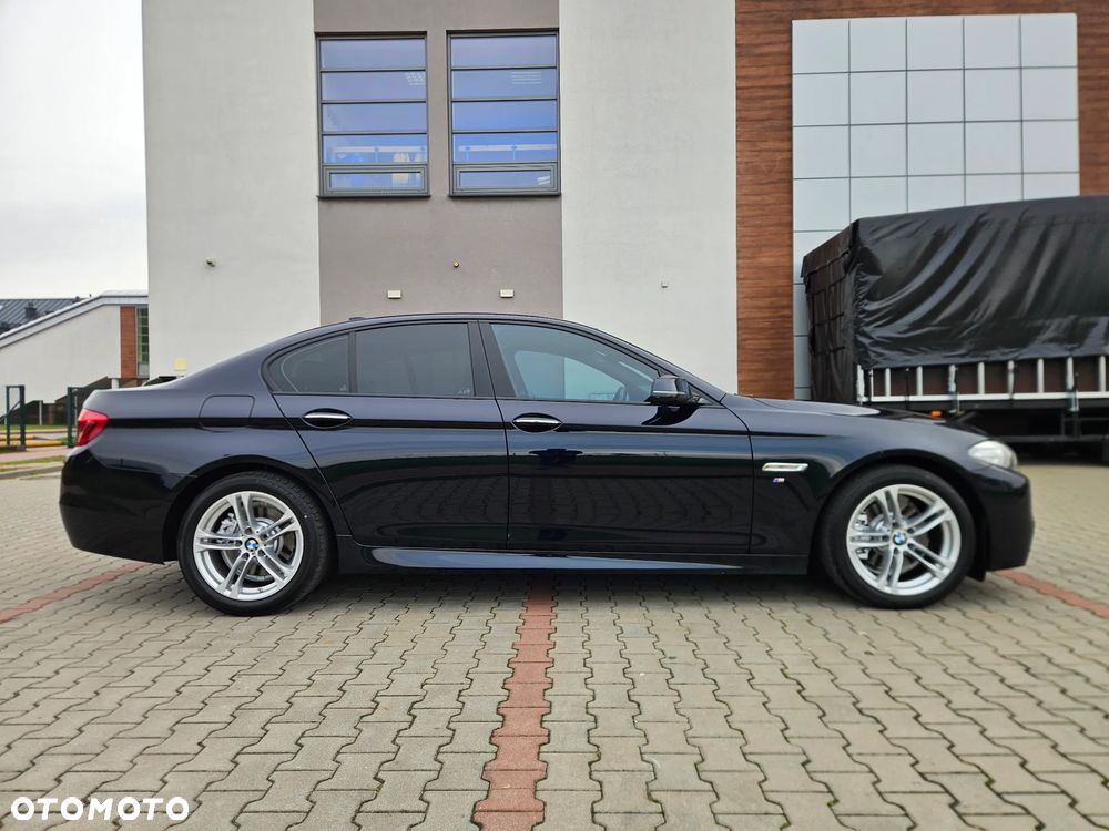 BMW Seria 5 520d M Sport - 10