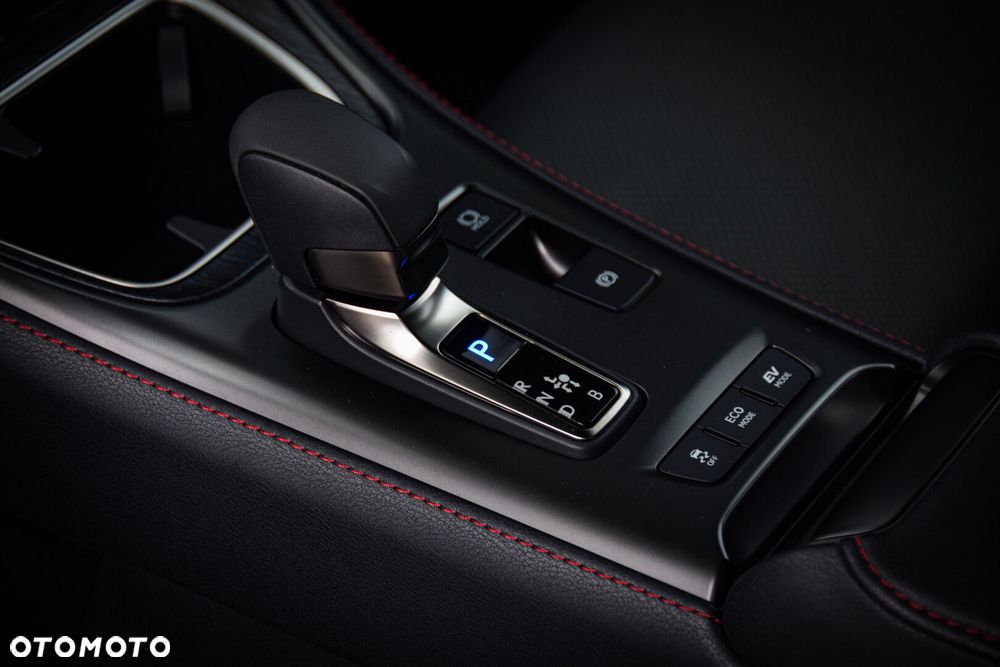 Lexus LBX 1.5 Hybrid Emotion - 13