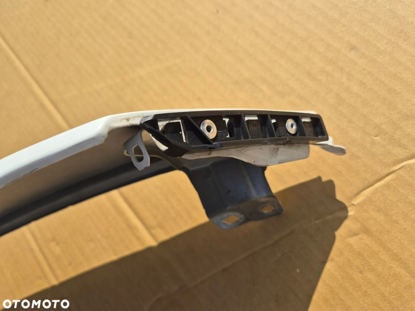 Fiat Tipo 2 błotnik prawy.OE MOPAR.Ślizgi x2.biały - 7
