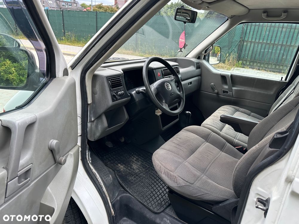 Volkswagen Transporter - 21