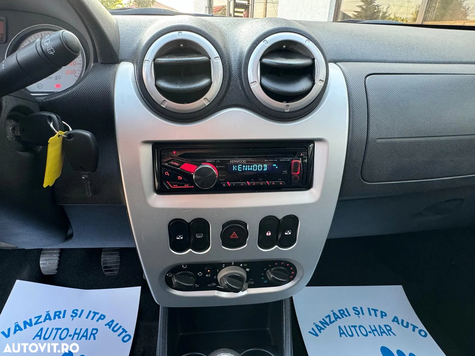 Dacia Sandero 1.6 MPI Laureate - 7