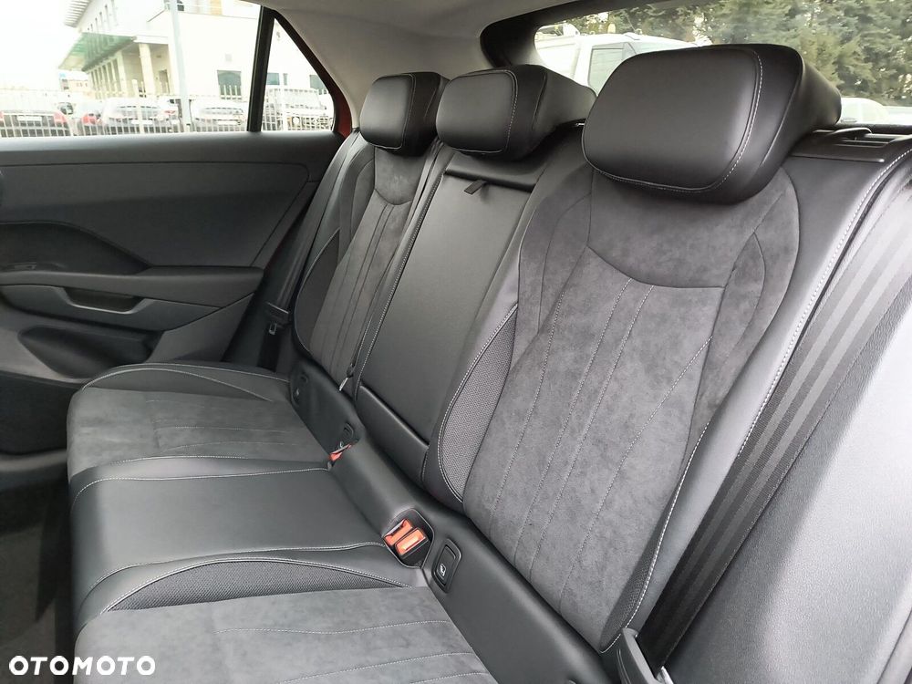 Volkswagen T-Roc 1.5 eTSI Style DSG - 18