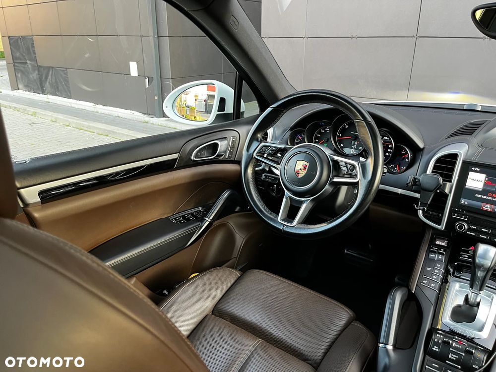 Porsche Cayenne Diesel - 11