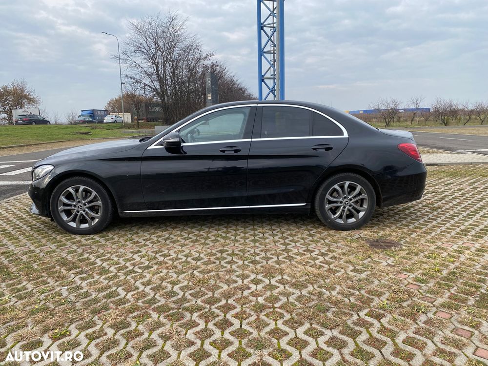 Mercedes-Benz C 220 d 4Matic 9G-TRONIC Avantgarde - 3
