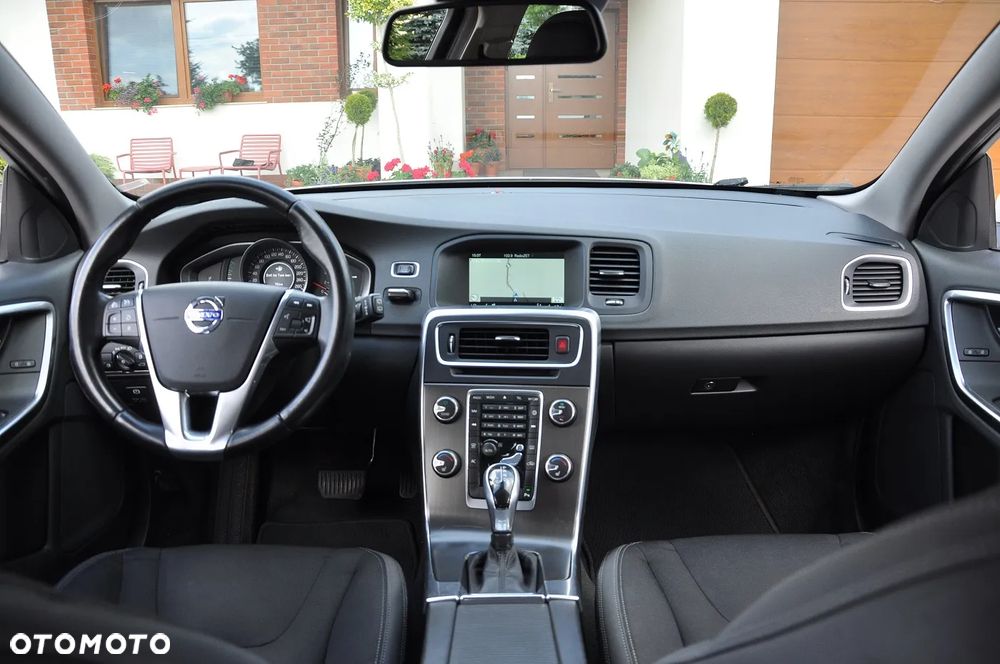 Volvo V60 D4 Geartronic - 18