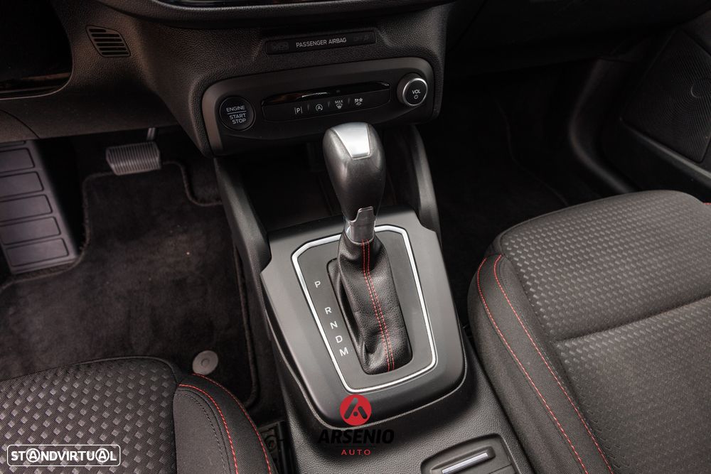 Ford Focus SW 1.0 EcoBoost Hybrid Aut. ST-LINE - 36