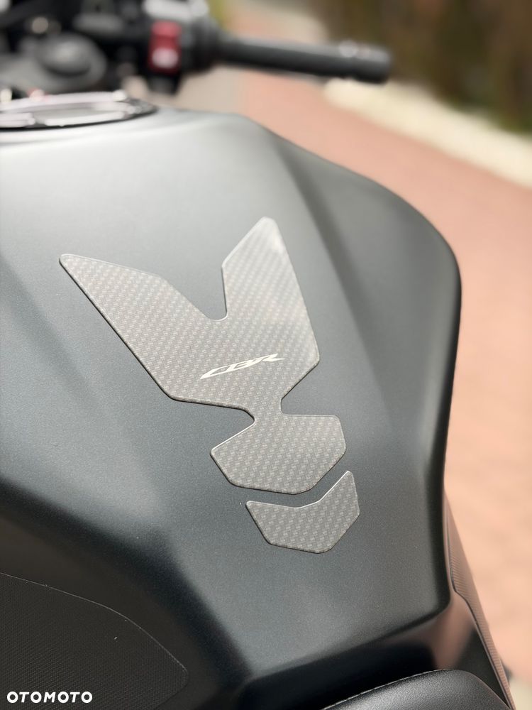 Honda CBR - 8