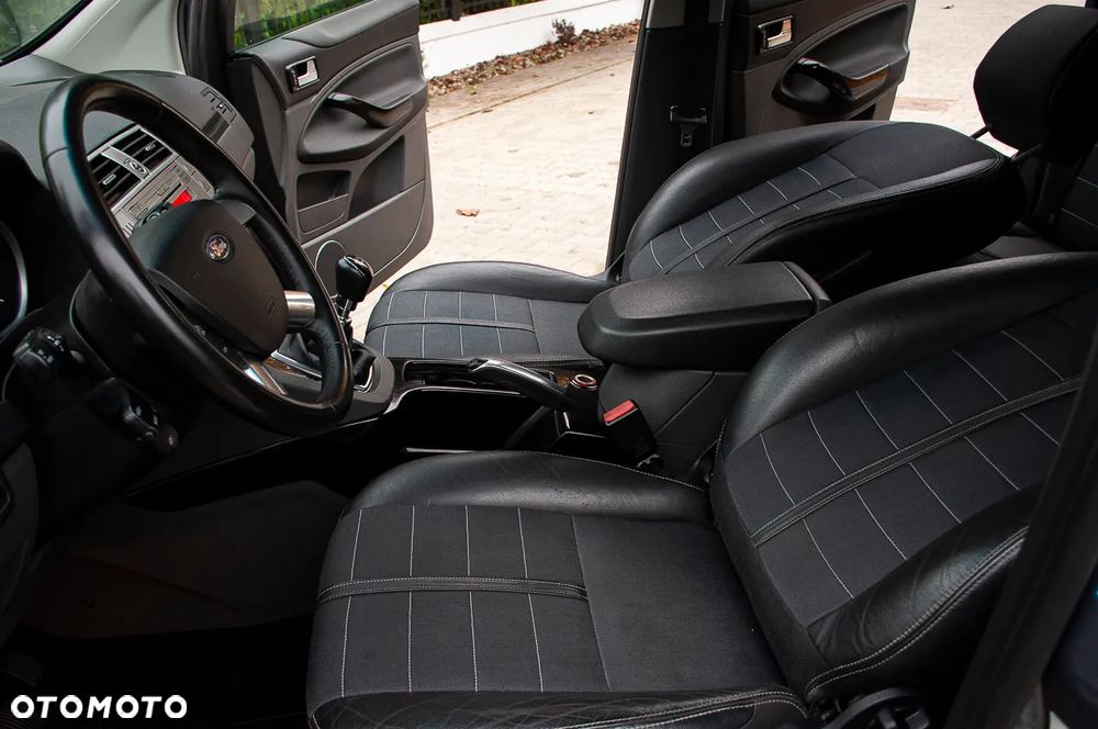 Ford Kuga 2.0 TDCi 4WD Titanium - 31