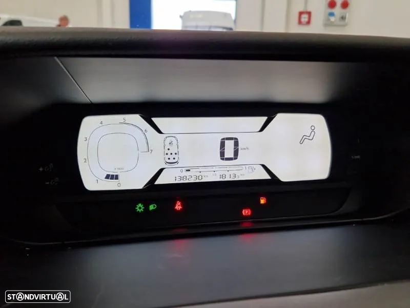 Citroën C4 Spacetourer BlueHDi 130 Stop&Start FEEL - 18