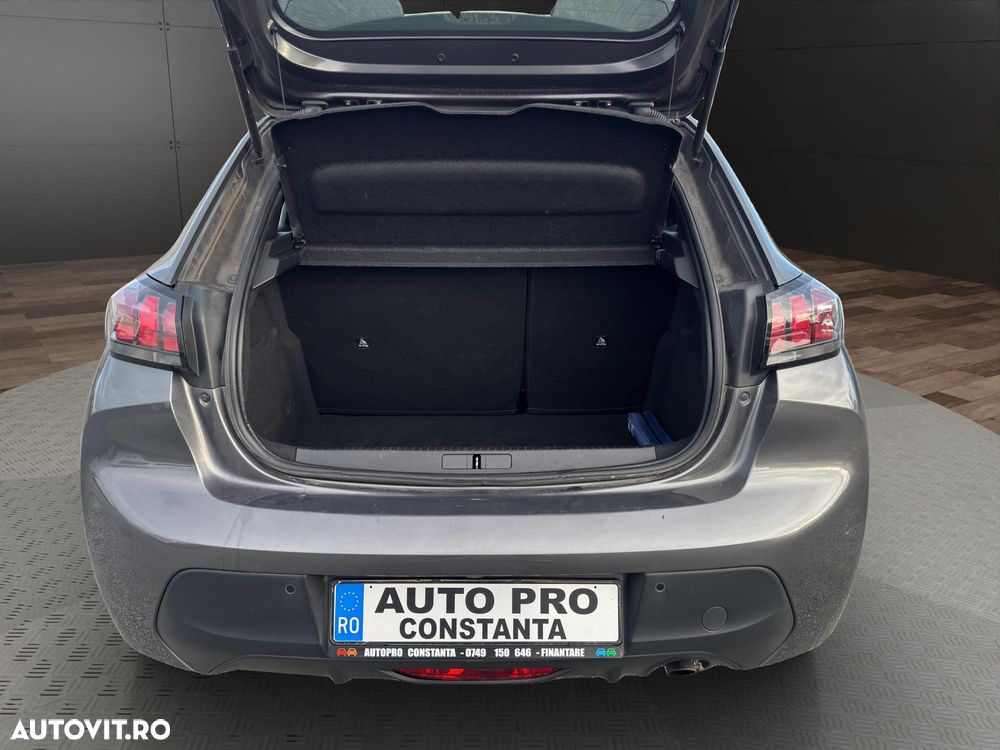 Peugeot 208 PureTech 100 Business - 17
