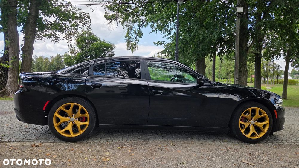 Dodge Charger - 5