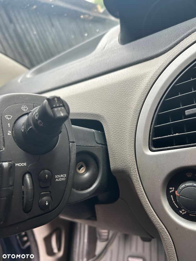 Renault Modus - 21