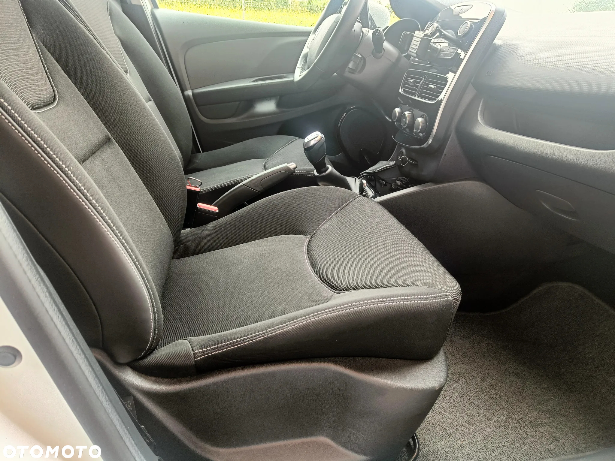 Renault Clio 0.9 Energy TCe Zen - 23