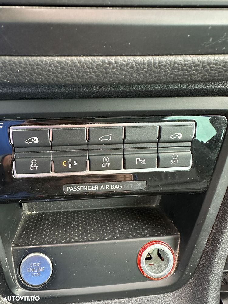 Volkswagen Sharan 2.0 TDI DSG BlueMotion Technology Highline - 12