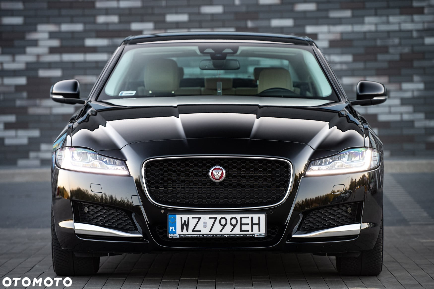 Jaguar XF 2.0 i4D AWD Prestige - 6