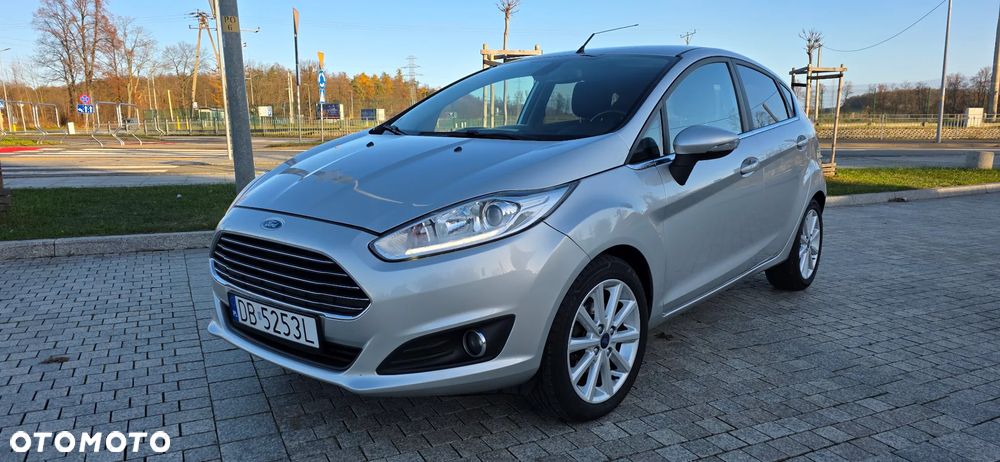 Ford Fiesta - 2