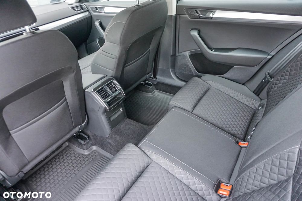 Skoda Superb 1.4 TSI Plug-In Hybrid Ambition DSG - 28