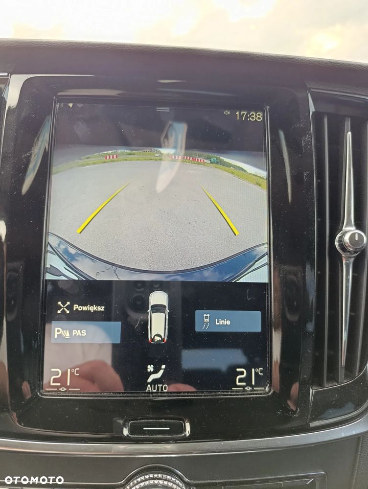 Volvo V90 Cross Country D5 AWD - 11