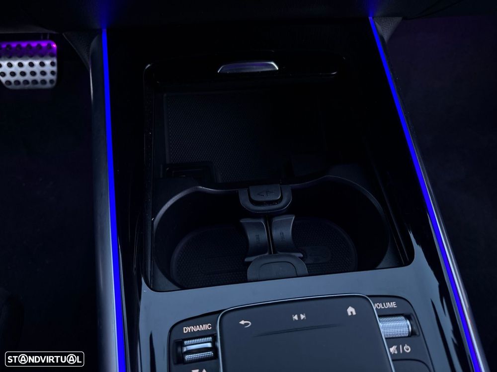 Mercedes-Benz B 250 e AMG Line - 24