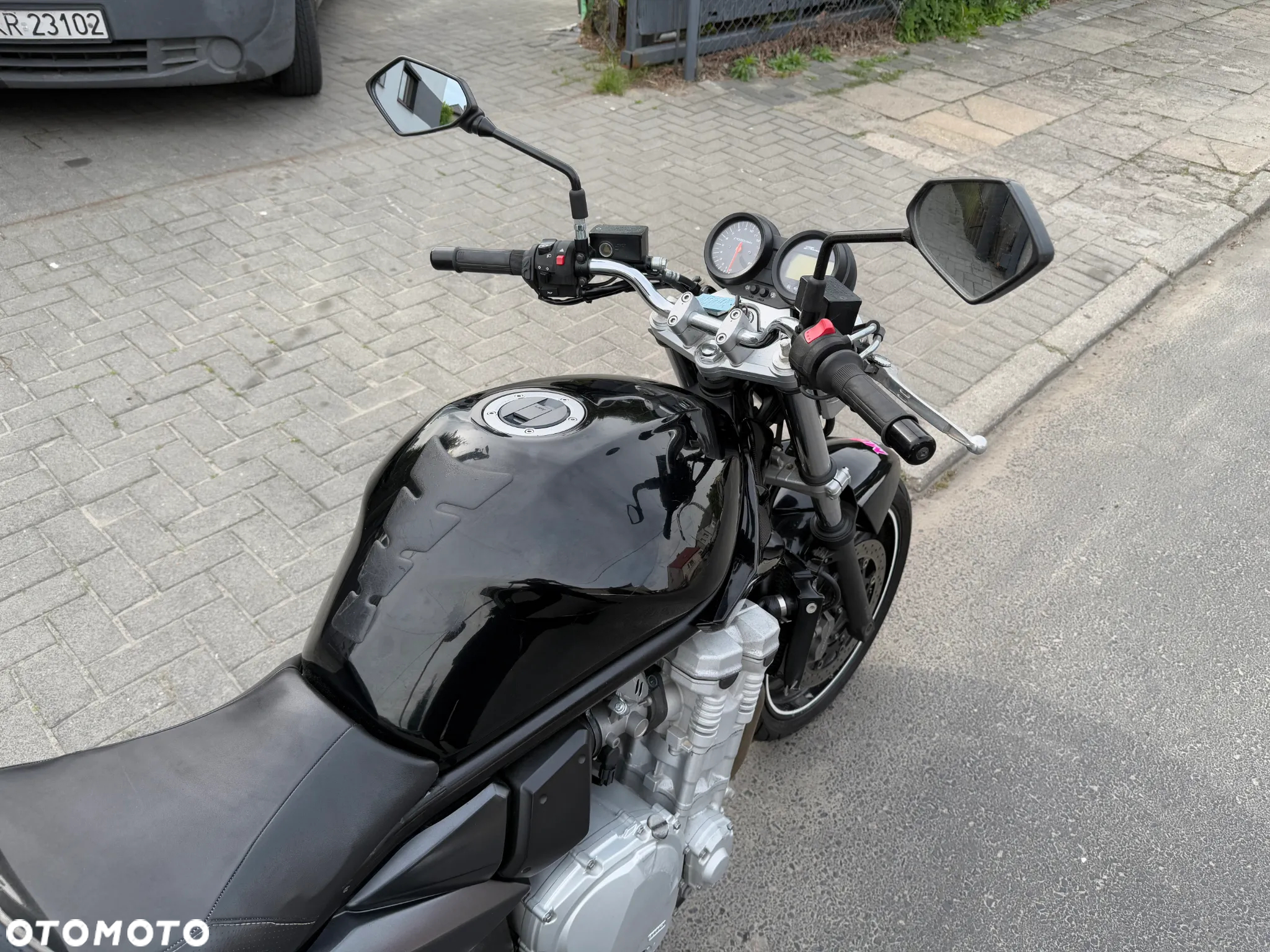 Suzuki Bandit - 10