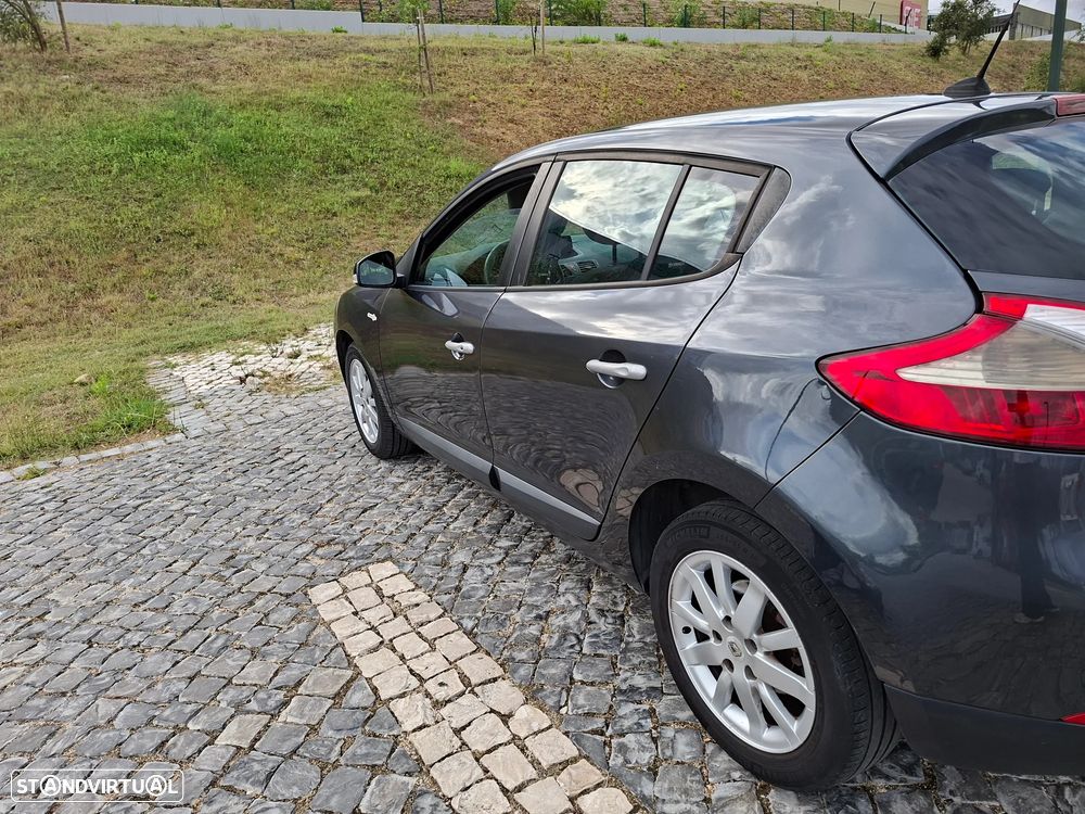 Renault Mégane 1.5 dCi Dynamique - 3