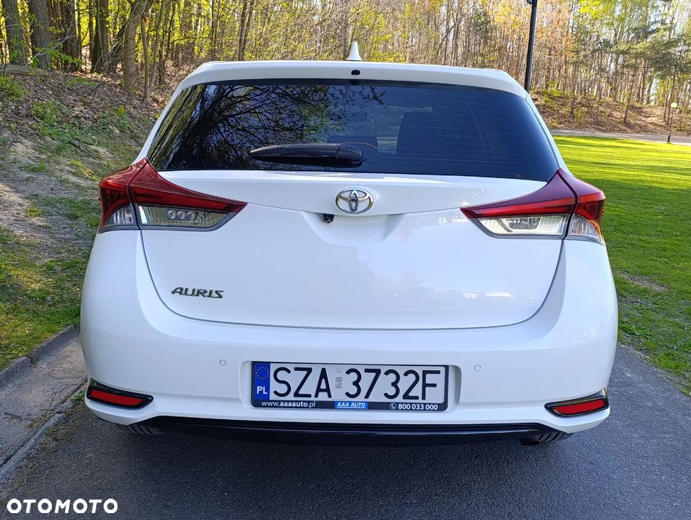 Toyota Auris 1.33 VVT-i Comfort - 29